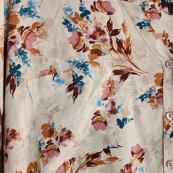 Torrid Women's Tan Floral Challis Button Front Top Blouse Size 5X Dolman Sleeve - Picture 5 of 9